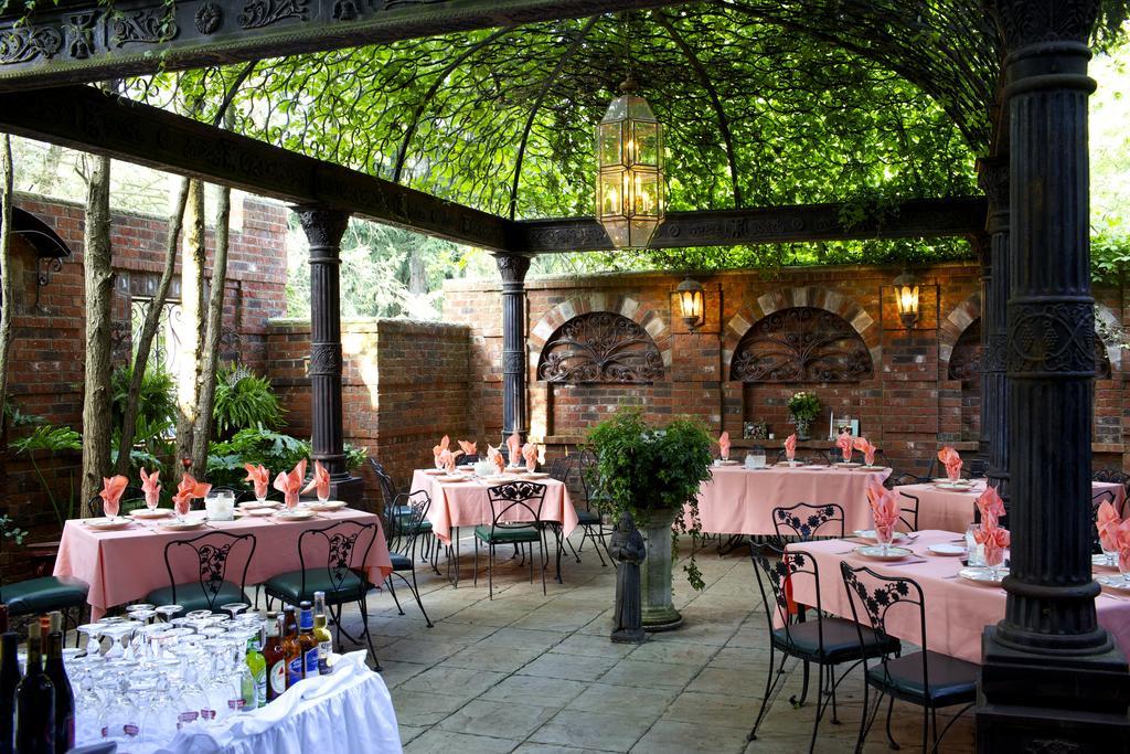 The Melange Inn Хендерсънвил Екстериор снимка