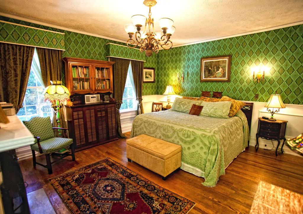 The Melange Inn Хендерсънвил Екстериор снимка