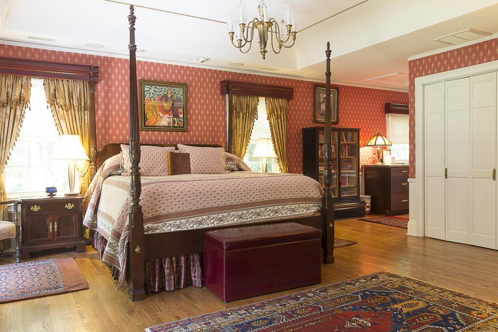 The Melange Inn Хендерсънвил Екстериор снимка